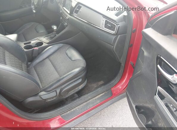 KNDCC3LC6K5339265 2019 KIA NIRO Red Вид салону спереду