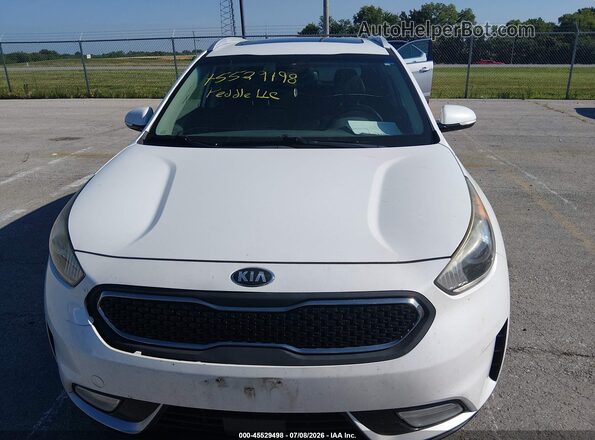 KNDCC3LC7H5054020 2017 KIA NIRO White Widok zestawu wskaźników