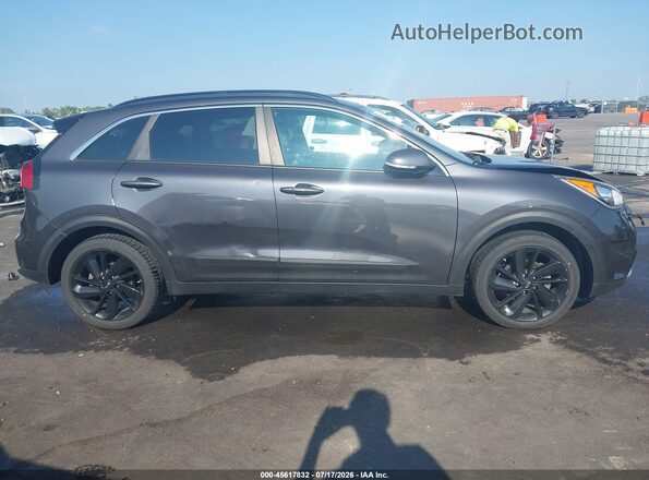 KNDCC3LC7J5134357 2018 KIA NIRO Серый Вид задней части салона