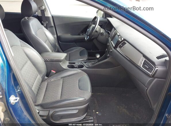 KNDCC3LC7K5334236 2019 KIA NIRO Dark Blue Front interior view