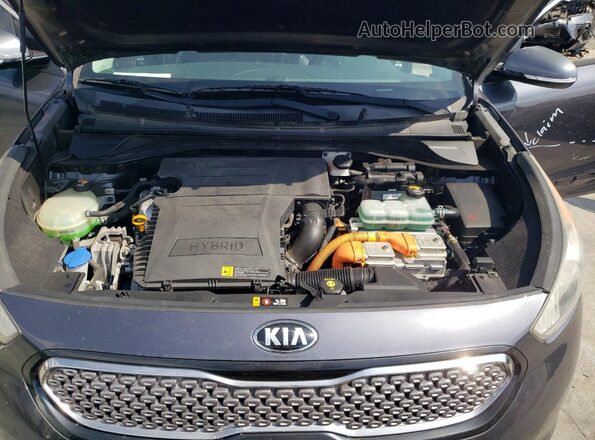 KNDCC3LC9J5152794 2018 KIA NIRO Gray Rear interior view