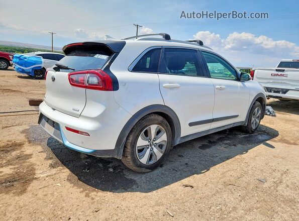 KNDCC3LD1K5288637 2019 KIA NIRO White Trasero derecho