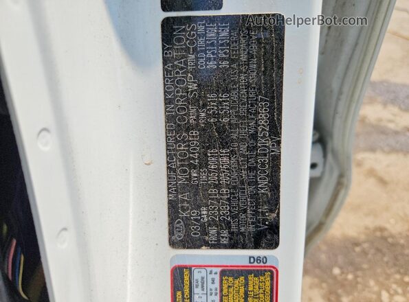 KNDCC3LD1K5288637 2019 KIA NIRO White Vista del compartimento del motor