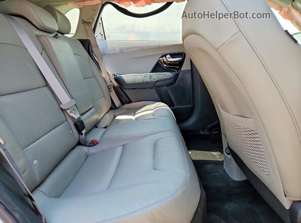 KNDCC3LD1K5288637 2019 KIA NIRO White Vista de los asientos traseros