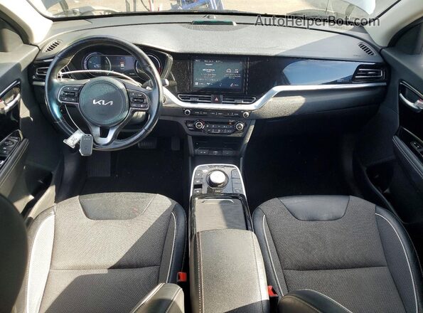 KNDCC3LG1N5159568 2022 KIA NIRO Черный Вид панели приборов