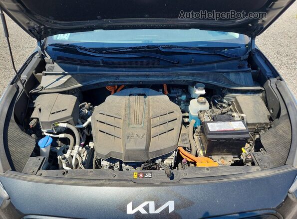 KNDCC3LG2N5159904 2022 KIA NIRO Charcoal Вид підкапотного простору