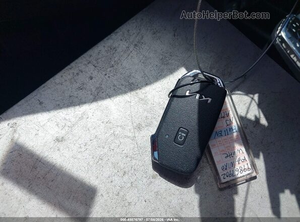 KNDCC3LG3N5161029 2022 KIA NIRO EV Белый Вид панели приборов