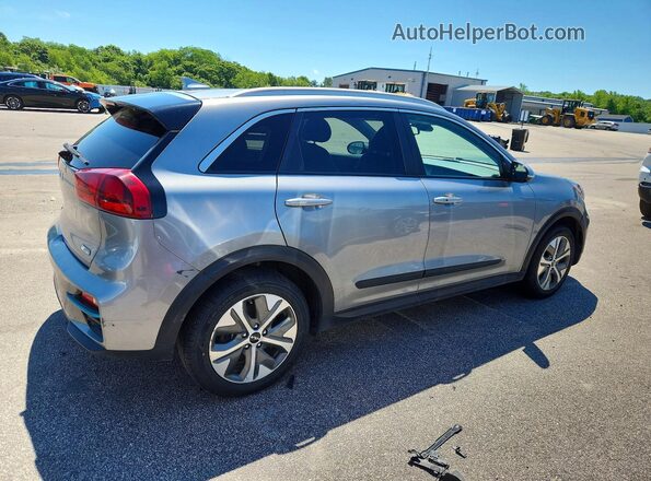 KNDCC3LG6N5159775 2022 KIA NIRO Silver Trasero derecho