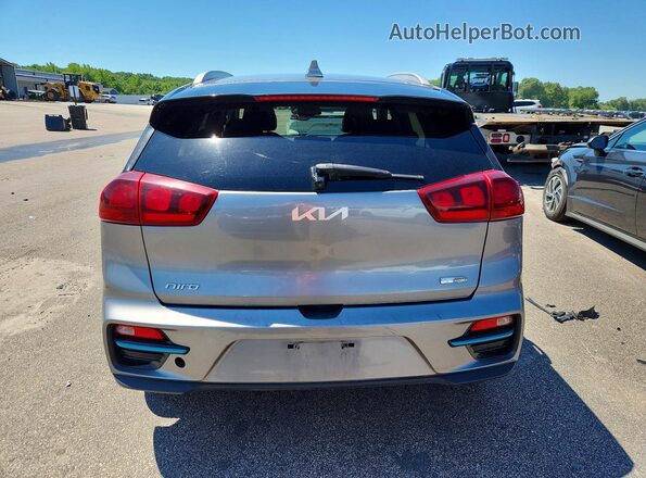 KNDCC3LG6N5159775 2022 KIA NIRO Silver Vista trasera