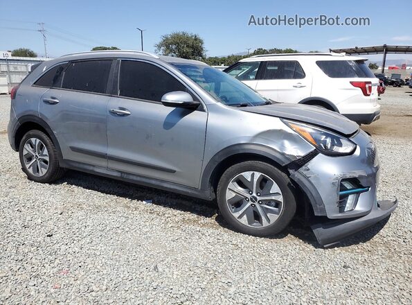 KNDCC3LG8N5138619 2022 KIA NIRO Silver Front right
