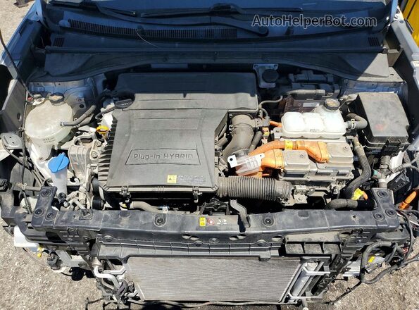 KNDCD3LD6K5316140 2019 KIA NIRO Silver Widok komory silnika