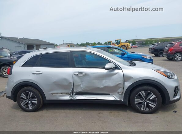 KNDCE3LC0L5433881 2020 KIA NIRO Silver Սալոնի հետևի տեսք