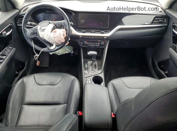 KNDCE3LC2M5465314 2021 KIA NIRO Silver Dashboard view