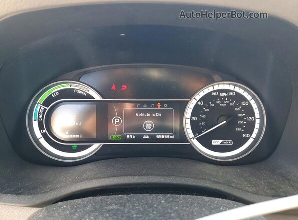 KNDCE3LC6J5126664 2018 KIA NIRO Серебряный Вид щитка приборов