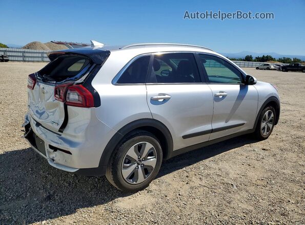 KNDCE3LC6J5126664 2018 KIA NIRO Серебряный Задняя правая четверть
