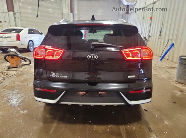 KNDCE3LC8H5044686 2017 KIA NIRO Черный Вид сзади