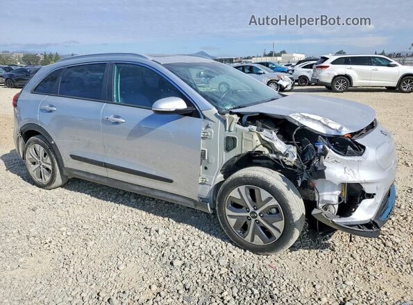 KNDCE3LG1L5061454 2020 KIA NIRO Silver Delantero derecho