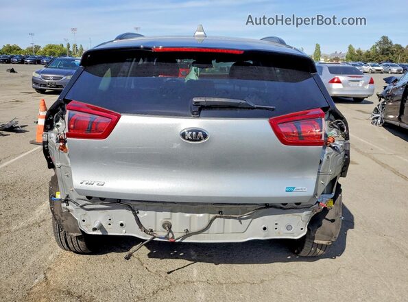 KNDCE3LG2K5017512 2019 KIA NIRO Серебряный Вид сзади