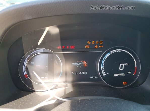 KNDCE3LG2K5017512 2019 KIA NIRO Серебряный Вид щитка приборов