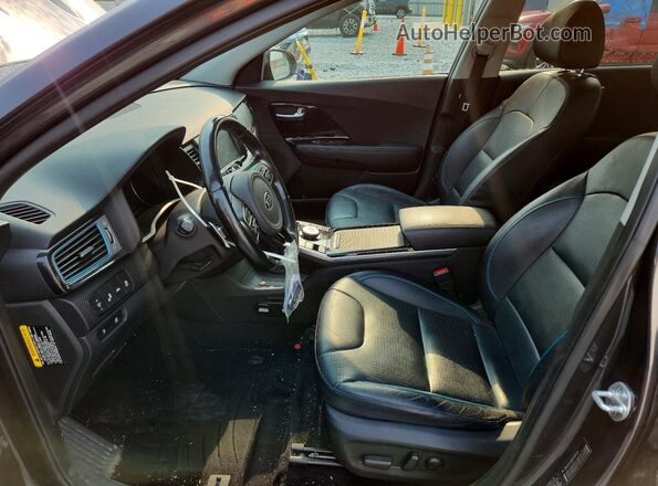 KNDCE3LG8K5010029 2019 KIA NIRO Серый Вид салона спереди