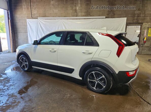 KNDCP3LE0T5319942 2026 KIA NIRO White Tył lewy