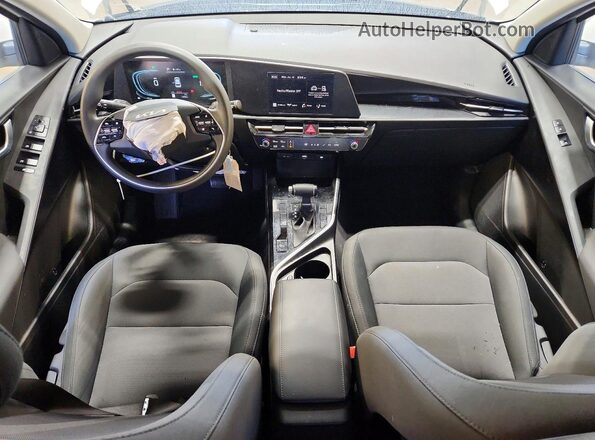 KNDCP3LE0T5319942 2026 KIA NIRO White Widok deski rozdzielczej