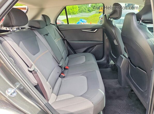 KNDCP3LE1T5320307 2026 KIA NIRO Gray Widok wnętrza z tyłu