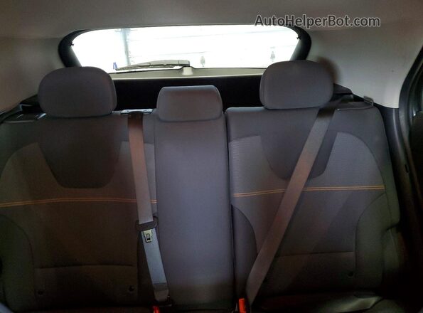 KNDCP3LE1T5321439 2026 KIA NIRO Серый Вид задних сидений