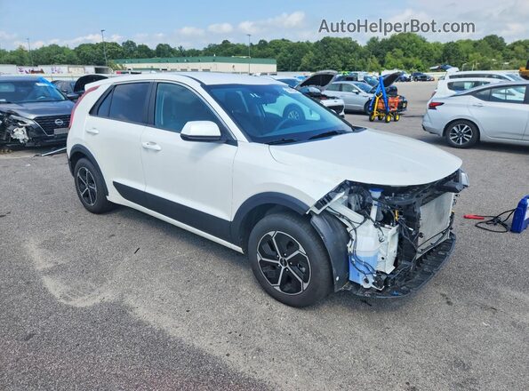KNDCP3LE1T5323613 2026 KIA NIRO White Передня права чверть