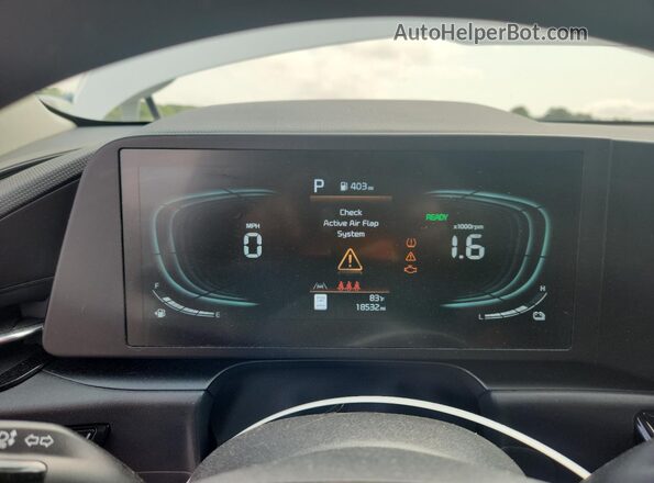 KNDCP3LE1T5323613 2026 KIA NIRO White 