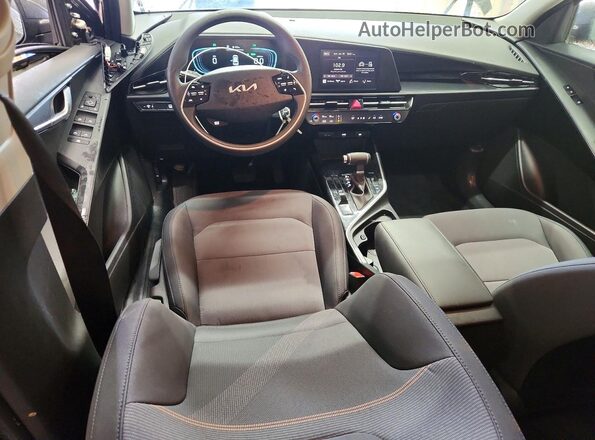 KNDCP3LE1T5332215 2026 KIA NIRO Gray Dashboard view
