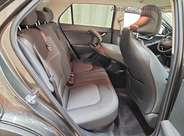 KNDCP3LE1T5332215 2026 KIA NIRO Gray Rear interior view
