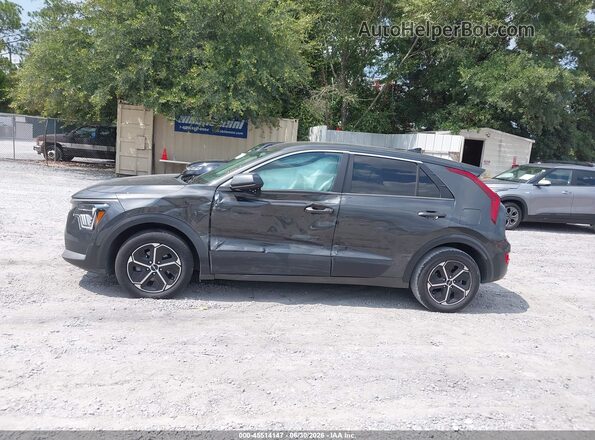 KNDCP3LE2S5224135 2025 KIA NIRO Gray Սալոնի 360 աստիճան տեսք