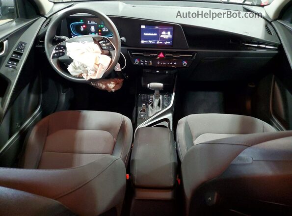 KNDCP3LE3R5164960 2024 KIA NIRO Silver წინა პანელის ხედი