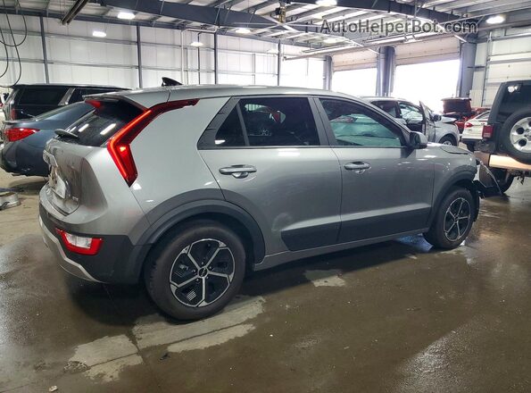 KNDCP3LE3R5164960 2024 KIA NIRO Silver უკანა მარჯვენა