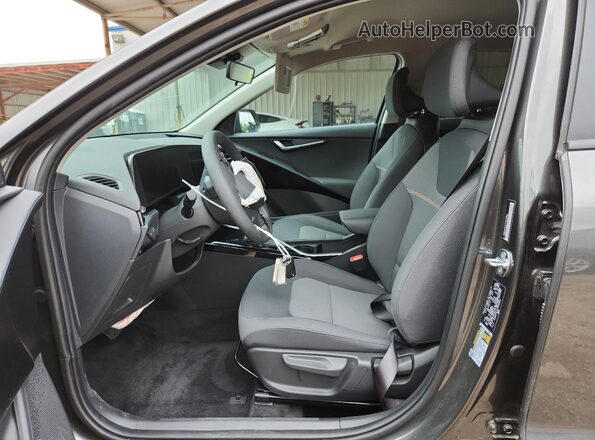 KNDCP3LE3T5346911 2026 KIA NIRO Серый 
