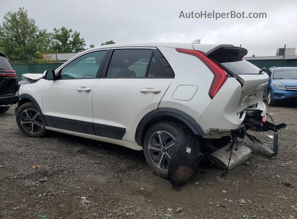 KNDCP3LE4T5325081 2026 KIA NIRO White 