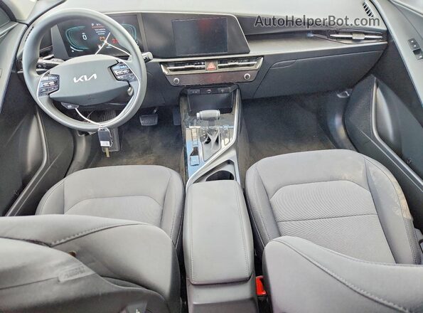 KNDCP3LE4T5325081 2026 KIA NIRO White Առջևի վահանակի տեսք