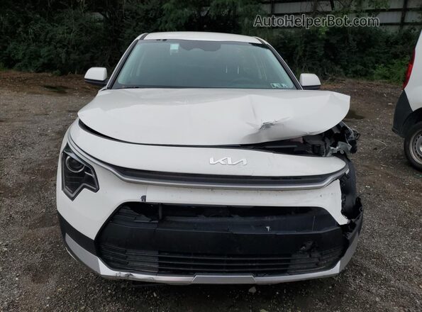 KNDCP3LE4T5325081 2026 KIA NIRO White VIN կոդի պիտակի տեսք