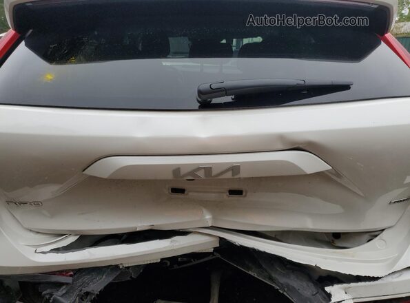 KNDCP3LE4T5325081 2026 KIA NIRO White Սալոնի 360 աստիճան տեսք