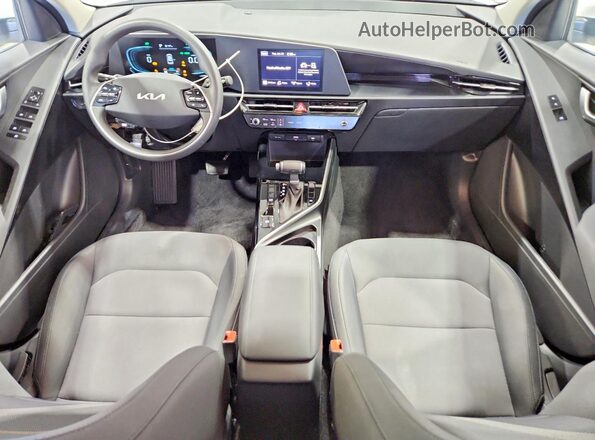 KNDCP3LE4T5328093 2026 KIA NIRO White Vista del salpicadero