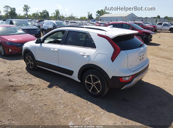 KNDCP3LE5R5121379 2024 KIA NIRO Белый Задняя левая четверть