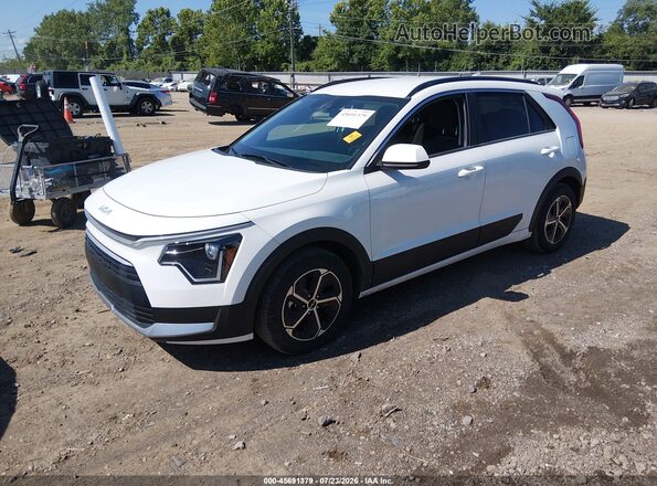 KNDCP3LE5R5121379 2024 KIA NIRO Белый Передняя левая четверть