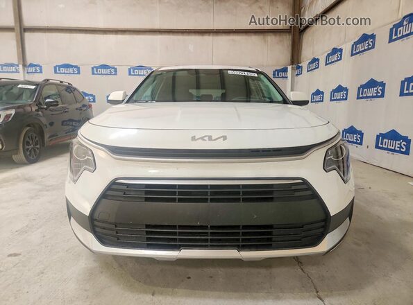 KNDCP3LE5T5318575 2026 KIA NIRO Белый Вид спереди