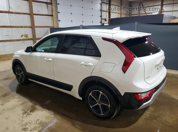 KNDCP3LE5T5318592 2026 KIA NIRO White Trasero izquierdo
