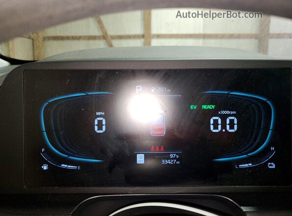 KNDCP3LE5T5318592 2026 KIA NIRO White Vista del cuadro de instrumentos