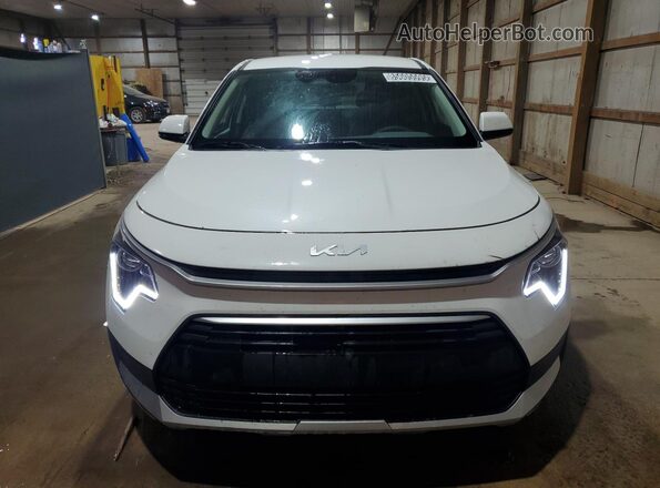 KNDCP3LE5T5318592 2026 KIA NIRO White 