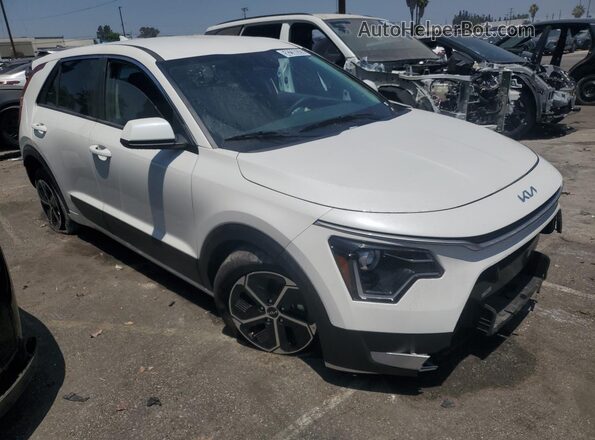KNDCP3LE5T5330497 2026 KIA NIRO White 