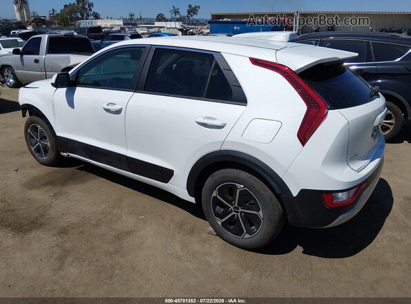 KNDCP3LE5T5330497 2026 KIA NIRO White Հետևի ձախ