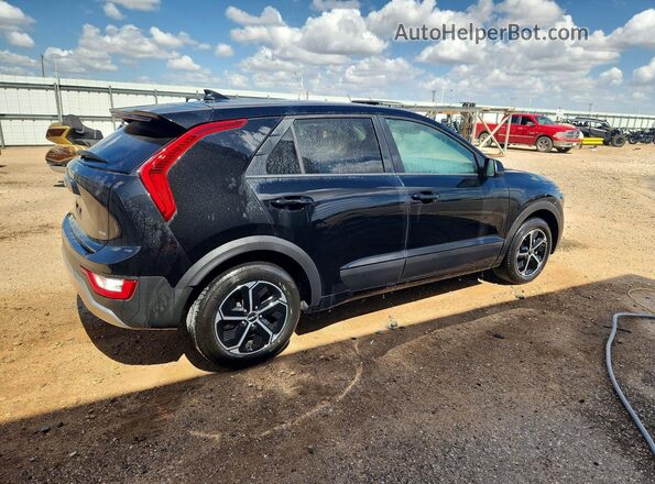 KNDCP3LE5T5332430 2026 KIA NIRO Black უკანა მარჯვენა